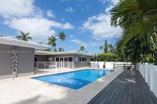 1218 Hollywood Blvd, Hollywood, FL 33019 - Photo 2