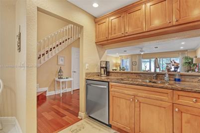 119 Ocean Dunes Cir, Jupiter, FL 33477 - Photo 14