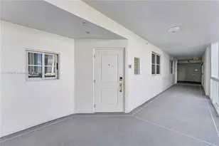 17050 N Bay Rd, Sunny Isles Beach, FL 33160 - Photo 36