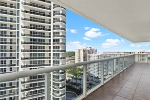 1830 S Ocean Dr, Hallandale Beach, FL 33009 - Photo 32