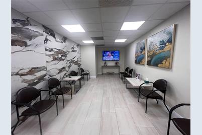 1 SW 129th Ave #401, Pembroke Pines, FL 33027 - Photo 10