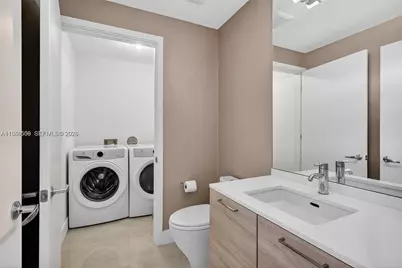 16385 Biscayne Blvd #7, North Miami Beach, FL 33160 - Photo 26