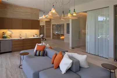 16385 Biscayne Blvd #7, North Miami Beach, FL 33160 - Photo 14