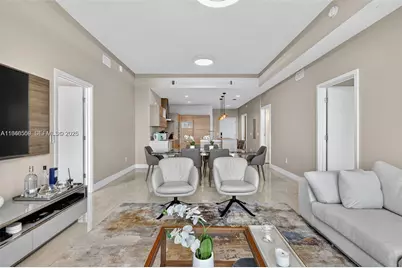 16385 Biscayne Blvd #7, North Miami Beach, FL 33160 - Photo 38