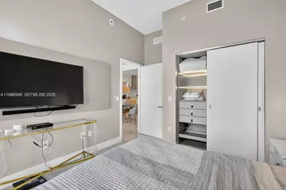 16385 Biscayne Blvd #7, North Miami Beach, FL 33160 - Photo 28