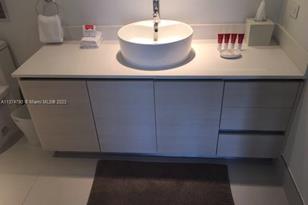 [Address not provided], Hallandale Beach, FL 33009 - Photo 18