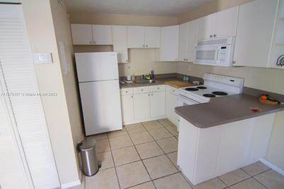 753 Michigan Ave #2D, Miami Beach, FL 33139 - Photo 6
