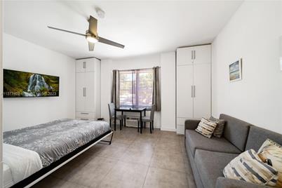 7300 Ocean Ter #110, Miami Beach, FL 33141 - Photo 8