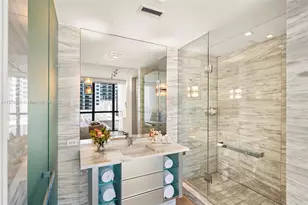 2201 Collins Ave, Miami Beach, FL 33139 - Photo 28