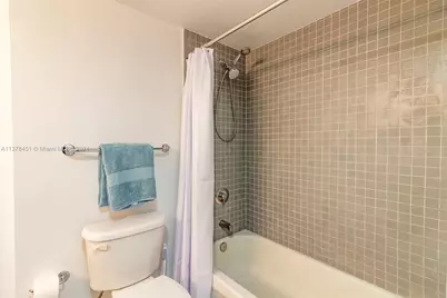 1750 N Bayshore Dr #3201, Miami, FL 33132 - Photo 26