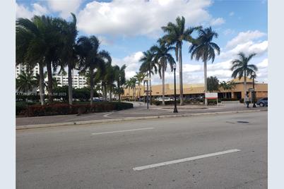 1720 Harrison St #12D, Hollywood, FL 33020 - Photo 4