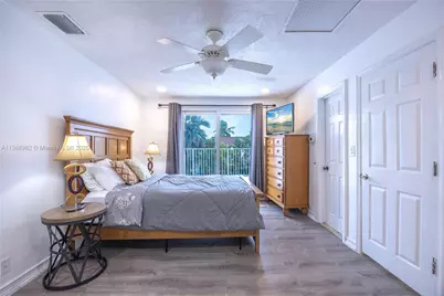 1690 NE 25th Ave, Pompano Beach, FL 33062 - Photo 12