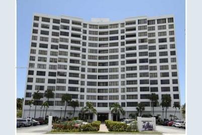 3505 S Ocean Dr #101, Hollywood, FL 33019 - Photo 1