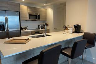 121 NE 34th St, Miami, FL 33137 - Photo 4