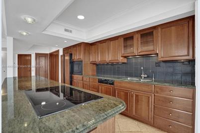 19667 Turnberry Way #26B, Aventura, FL 33180 - Photo 12