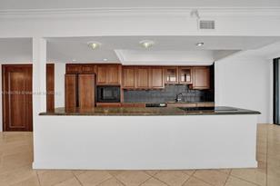 19667 Turnberry Way, Aventura, FL 33180 - Photo 10