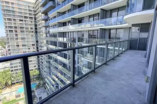 121 NE 34th St, Miami, FL 33137 - Photo 2