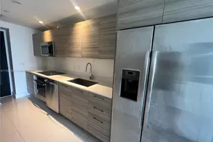 121 NE 34th St, Miami, FL 33137 - Photo 6