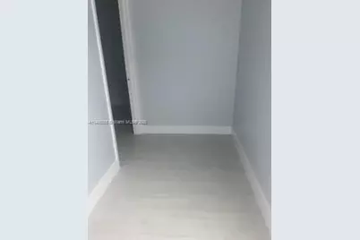 5881 NW 151st St #211, Miami Lakes, FL 33014 - Photo 4