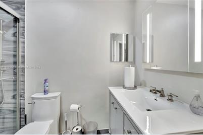 4716 University Dr, Coral Gables, FL 33146 - Photo 18
