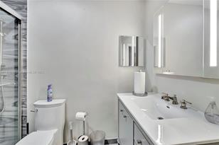 4716 University Dr, Coral Gables, FL 33146 - Photo 18