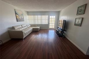 401 Golden Isles Dr, Hallandale Beach, FL 33009 - Photo 4