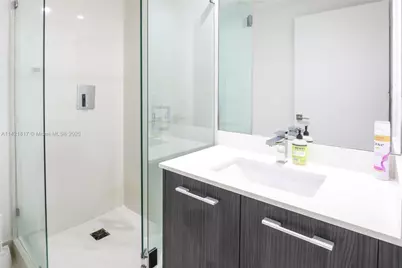 55 SW 9th St #3906, Miami, FL 33130 - Photo 32