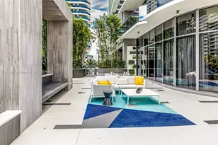 55 SW 9th St, Miami, FL 33130 - Photo 36