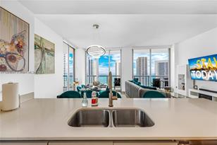 2600 E Hallandale Beach Blvd, Hallandale Beach, FL 33009 - Photo 12