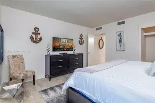 102 24th St, Miami Beach, FL 33139 - Photo 8