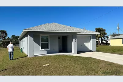 3428 N Jeffcott St, Fort Myers, FL 33916 - Photo 2