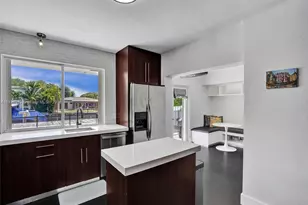 1912 NE 119th Rd, North Miami, FL 33181 - Photo 22