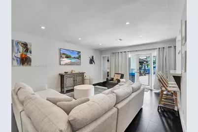 1912 NE 119th Rd, North Miami, FL 33181 - Photo 34
