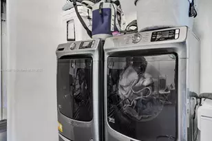 1912 NE 119th Rd, North Miami, FL 33181 - Photo 66