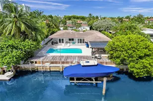 1912 NE 119th Rd, North Miami, FL 33181 - Photo 1