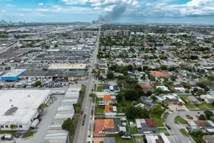 3360 E 10th Ave, Hialeah, FL 33013 - Photo 32