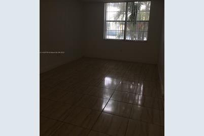 498 NW 165th St Rd #D205, Miami, FL 33169 - Photo 14
