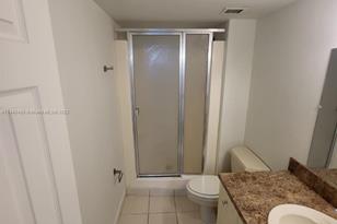 13499 Biscayne Blvd, North Miami, FL 33181 - Photo 22