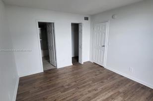 13499 Biscayne Blvd, North Miami, FL 33181 - Photo 18