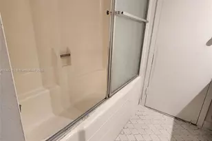 13499 Biscayne Blvd, North Miami, FL 33181 - Photo 18