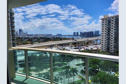 19380 Collins Ave #1019 - Photo 1