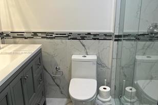 3725 S Ocean Dr, Hollywood, FL 33019 - Photo 18