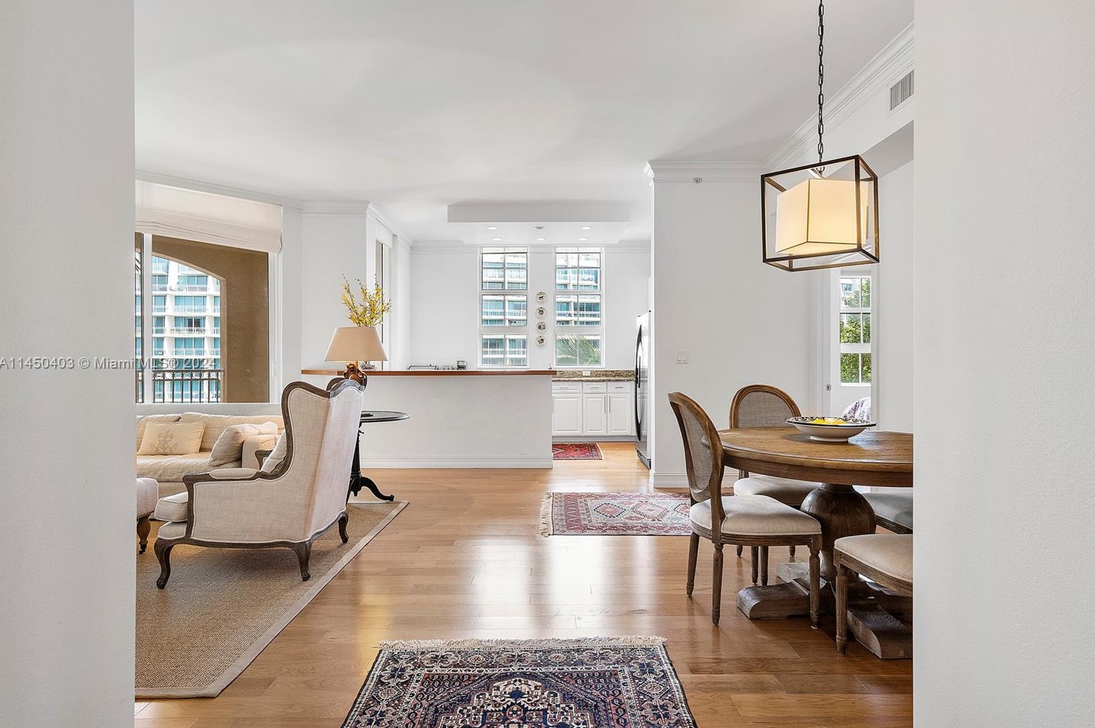 3001 Ne 185th St Apt 413, Miami, FL 33180