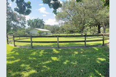 14490 Stirling Rd, Southwest Ranches, FL 33330 - Photo 8