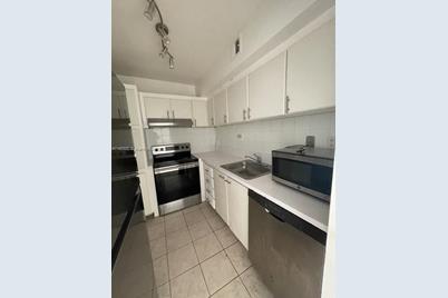 1000 West Ave #927, Miami Beach, FL 33139 - Photo 4