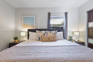 201 NE 16th Ct, Fort Lauderdale, FL 33305 - Photo 22