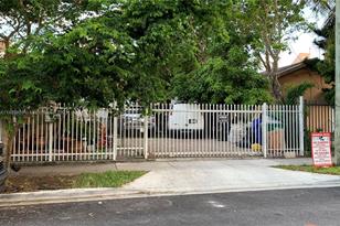 1104 NW 6th St, Miami, FL 33136 - Photo 16