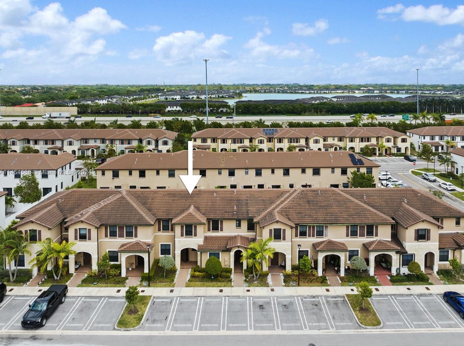 10563 West 33rd Ct, Hialeah, FL 33018