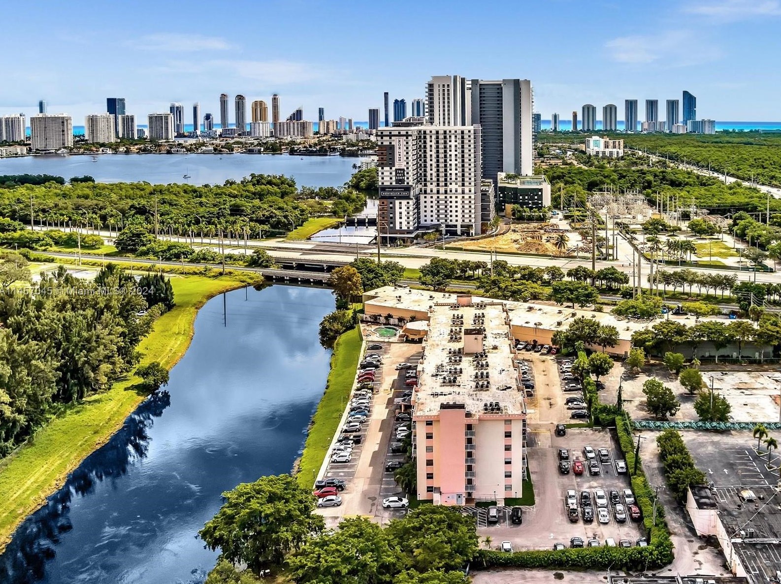 16465 Ne 22nd Ave #408, Miami, FL 33160