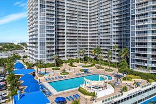 7601 E Treasure Dr, North Bay Village, FL 33141 - Photo 18